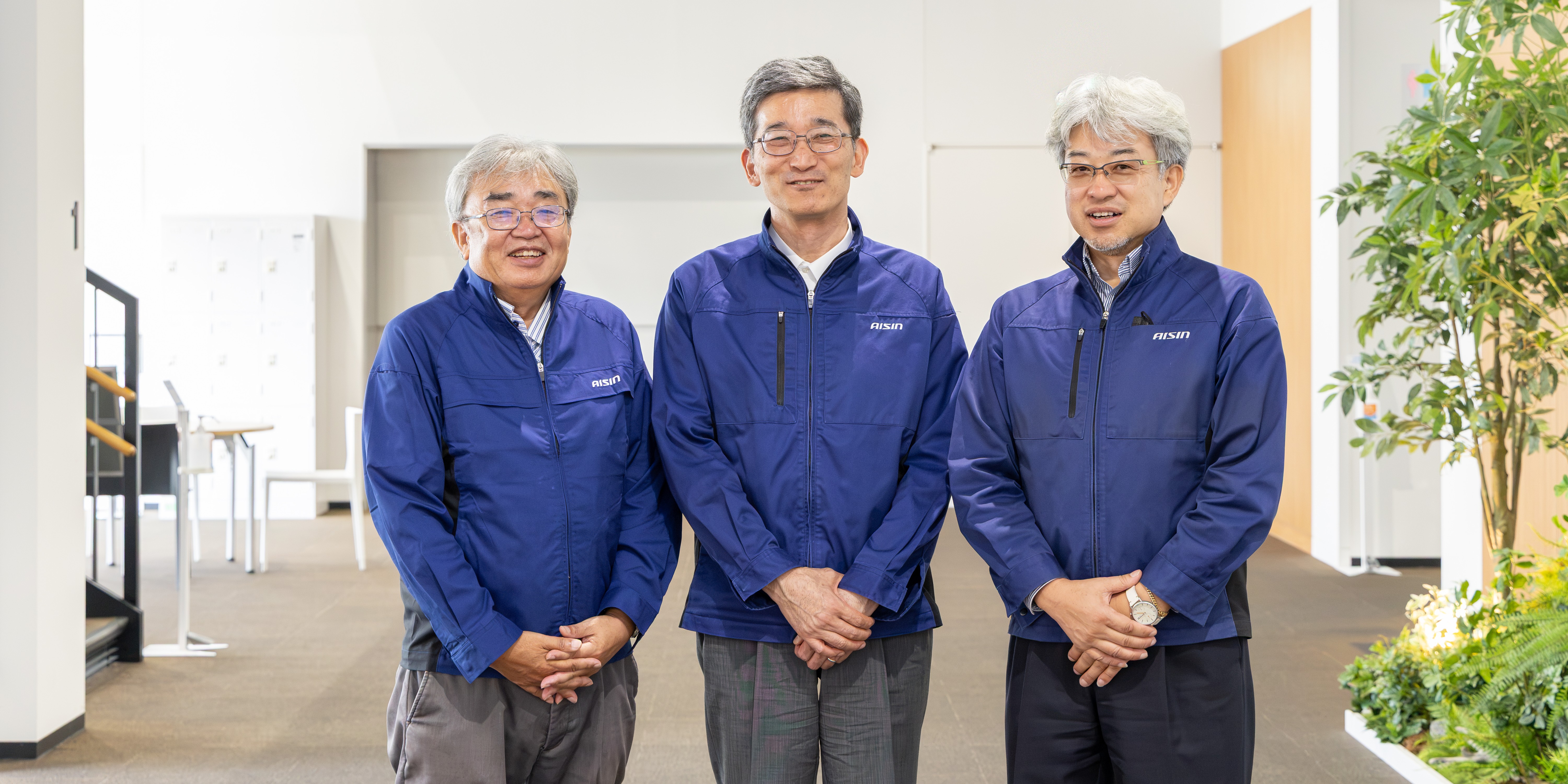 Turning More Than 30 Years of Technology into Social Value The World's First Compact NMR System, Built on Superconducting and Cryogenic Technologies